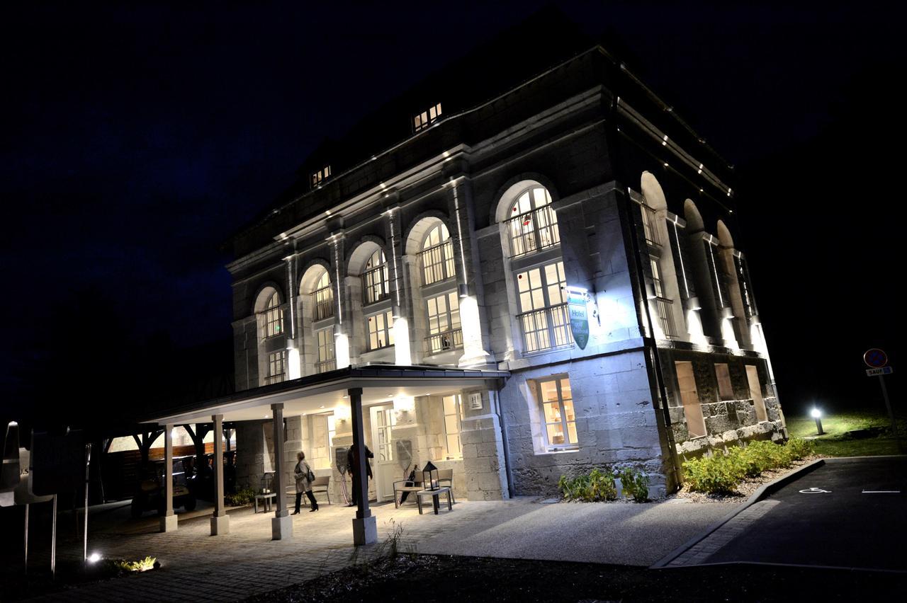 Hotel Grand Slam Le Vaudreuil Exteriér fotografie